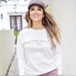 Kittenish crew neck